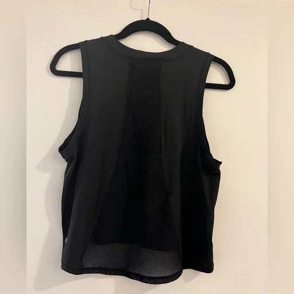 Lululemon top - Picture 3 of 4